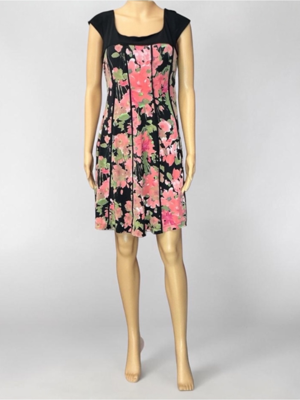 Madison Leigh Floral Swing Style Babydoll Above the Knee Dress